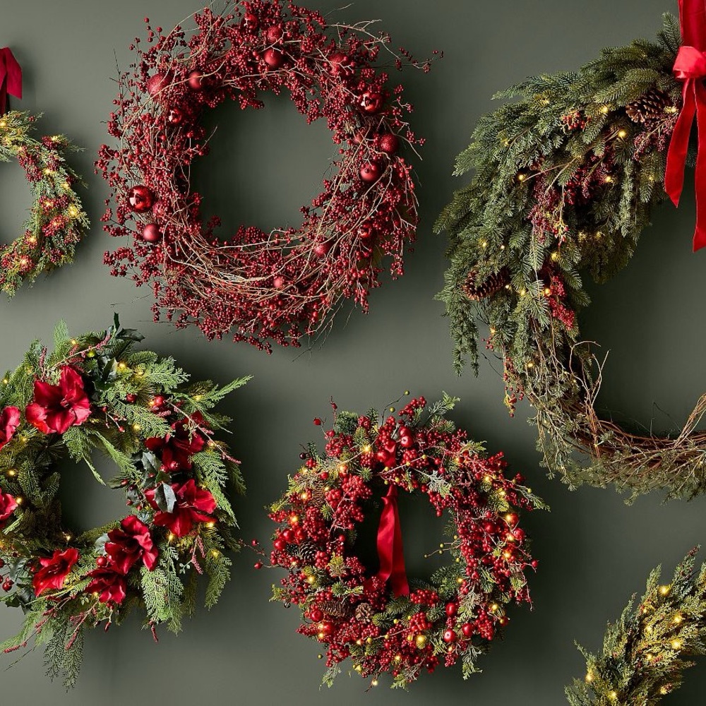 RED BERRY  WREATH: - Picture 5 of 10